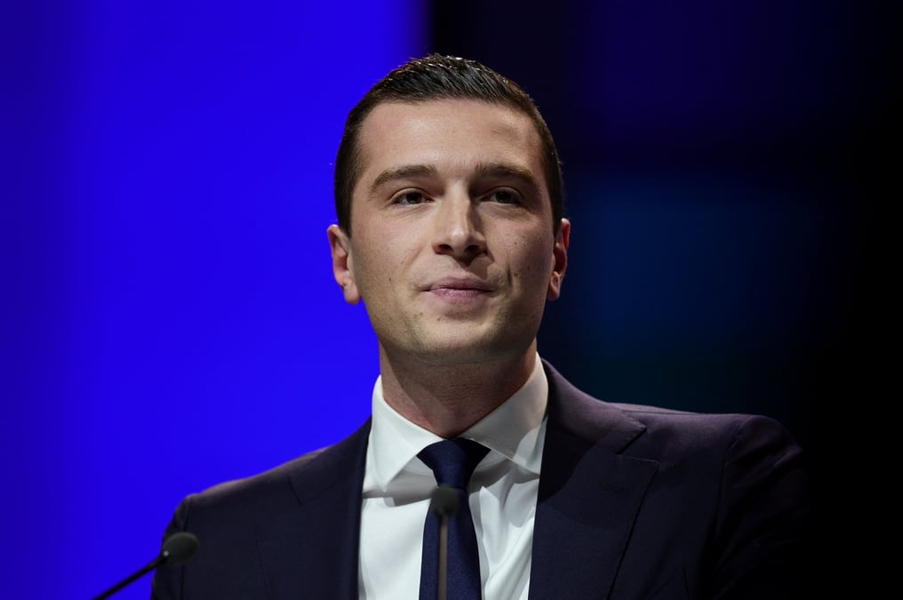 Jordan Bardella annonce un accord avec « des dizaines » de députés LR.