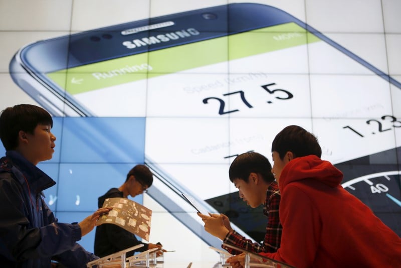 Samsung anticipe une annee 2016 difficile