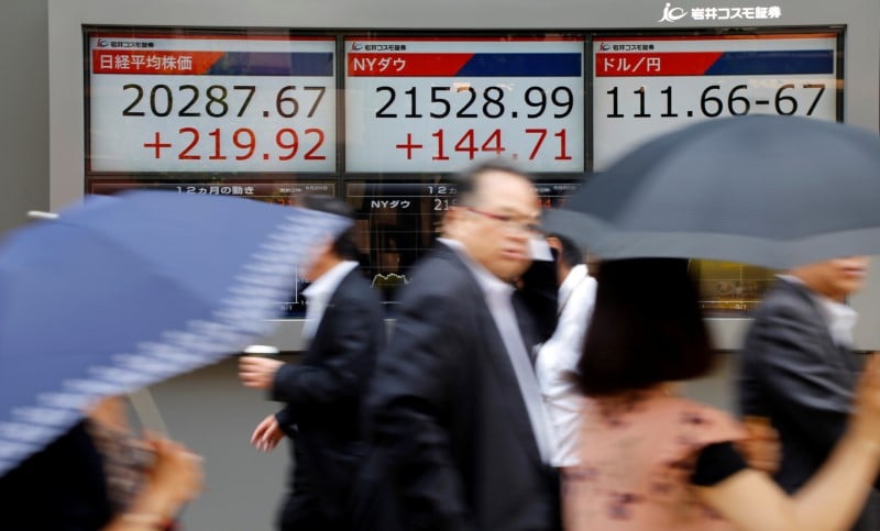 Les marches japonais cloturent en hausse