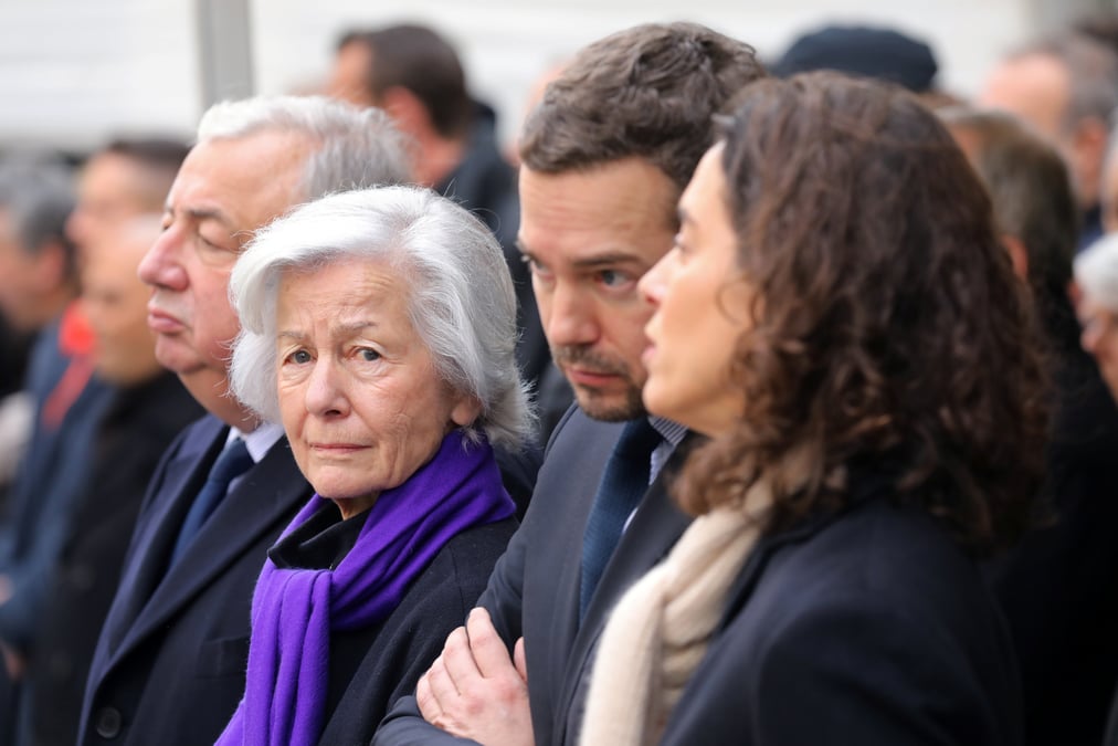 Que la republique ne faiblisse jamais en corse