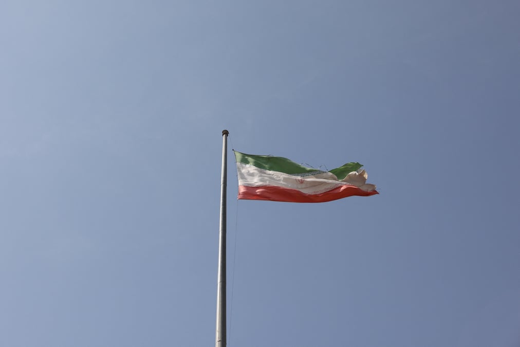 Le drapeau iranien a teheran