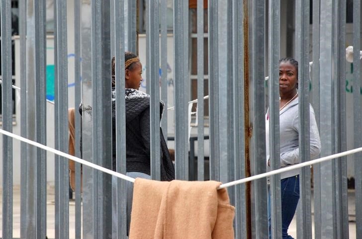 L'italie va ouvrir d'autres centres de retention pour refugies