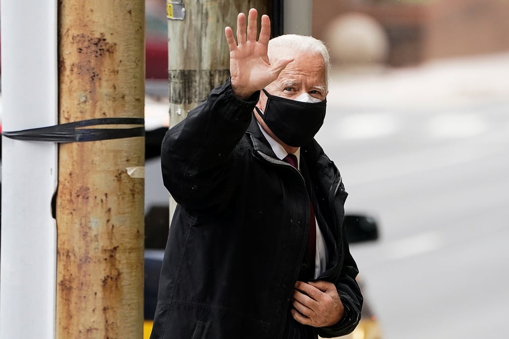 Coronavirus: biden devrait se faire vacciner la semaine prochaine