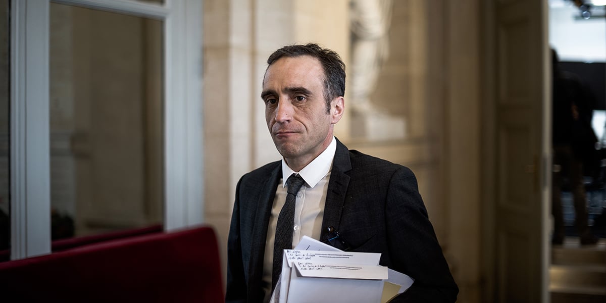 Arnaud Viala dans la salle des Quatre Colonnes, un jour de séance des Questions au Gouvernement par les parlementaires à l'Assemblée Nationale, le 13 Mars 2019.