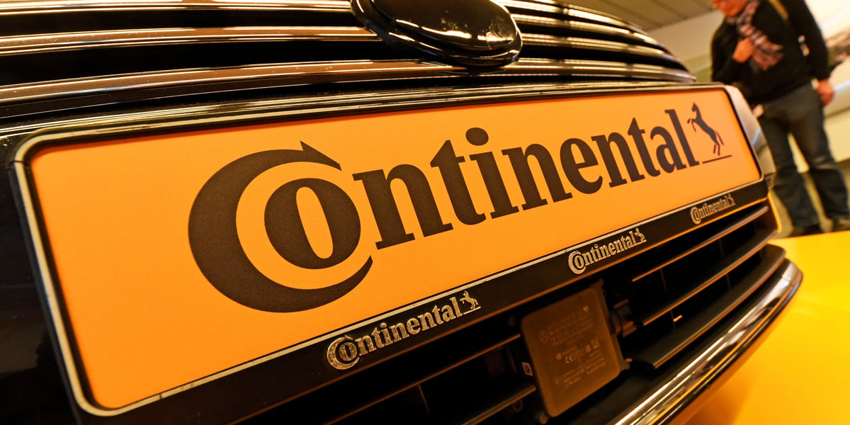 Continental justifie ces mesures par un « environnement de marché dynamique et difficile alors que l’industrie subit une transformation majeure vers les technologies futures ».