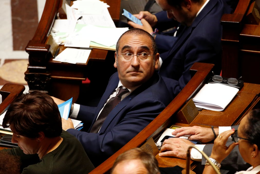 Les "adorateurs de vichy" vises par la loi anti-casseurs, selon nunez