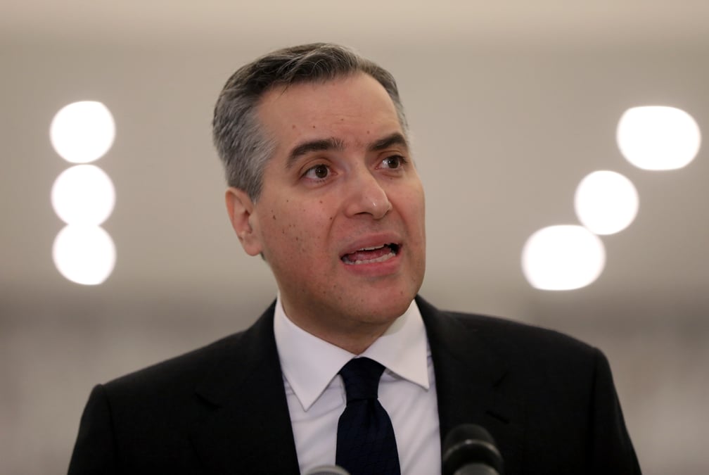 Liban: demission du premier ministre, revers pour le plan macron
