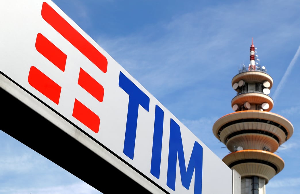 Telecom italia s'envole apres l'offre de kkr