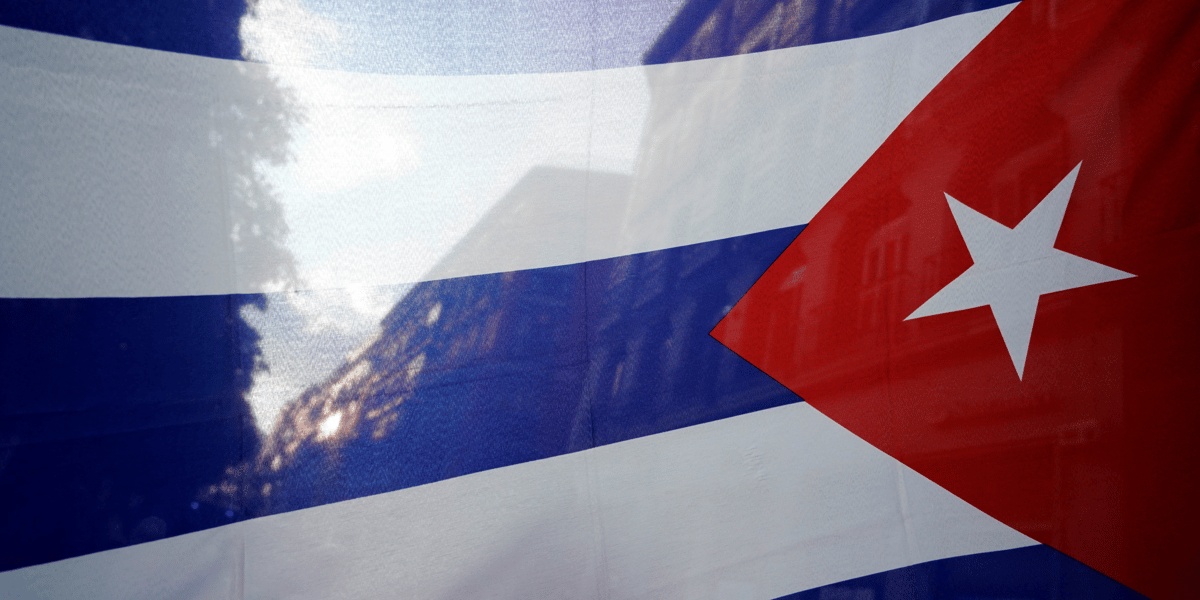 L'ambassade de cuba en france dit avoir ete visee par des cocktails molotov