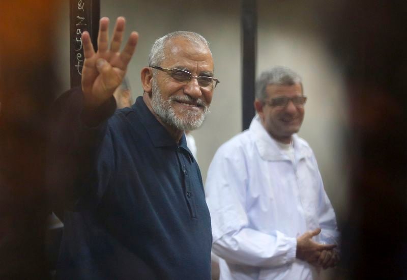 Renvoi de 339 islamistes devant un juge militaire en Egypte