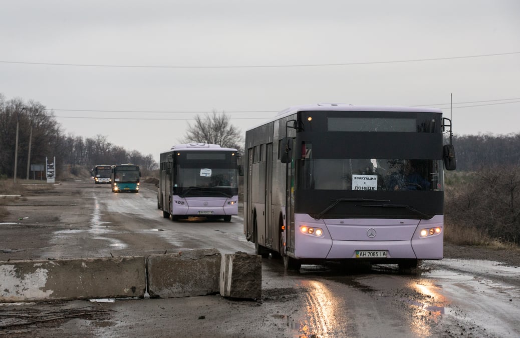 Treve locale pour evacuer des civils dans l'est de l'ukraine
