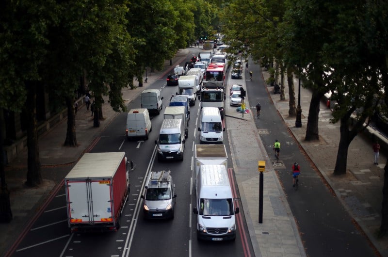 Londres alignera la regulation de l'automobile sur celle de l'ue