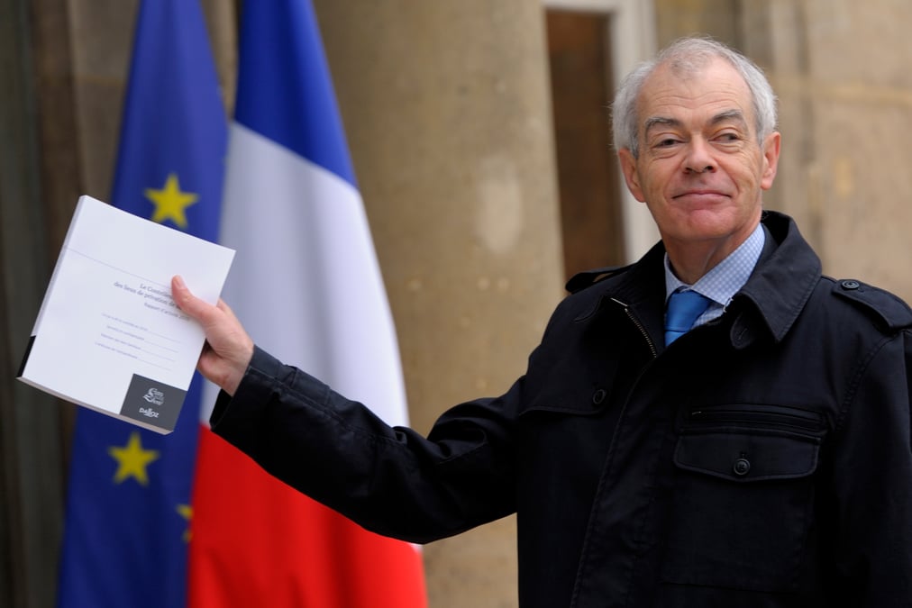 Les libertes fondamentales en danger, dit le president de la cncdh