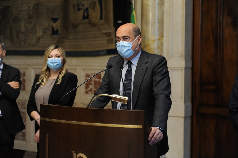 Italie : le chef du parti democrate demissionne