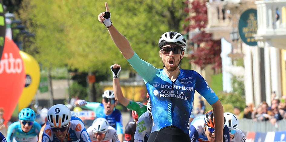 Aurélien Paret-Peintre, le 19 avril lors de la dernière étape du Tour des Alpes.