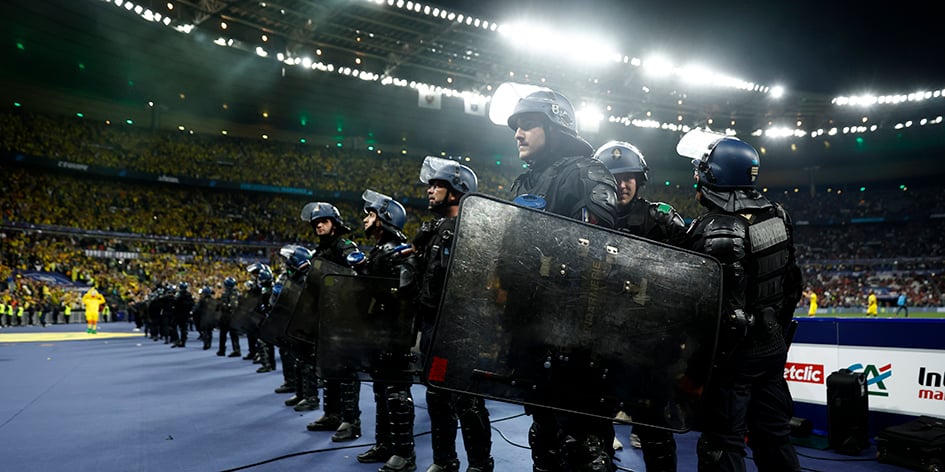 Lors du match du jeudi 14 novembre, 2 500 policiers, dont 1 600 CRS, devraient être déployés autour de l'enceinte.
