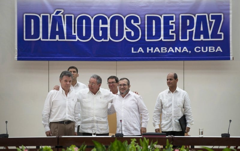 La colombie et les farc se donnent six mois pour faire la paix