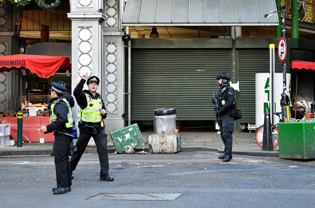 Agression au couteau a londres, des blesses, un homme arrete
