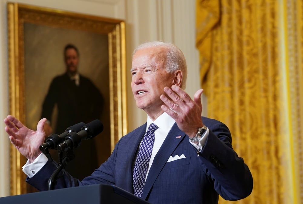 "l'amerique est de retour", dit joe biden a ses allies europeens