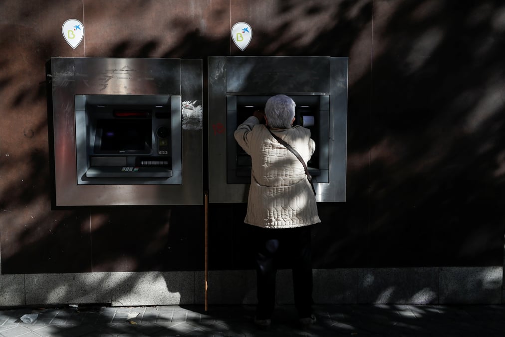 Le benefice de caixabank meilleur que prevu au t1 a perimetre constant