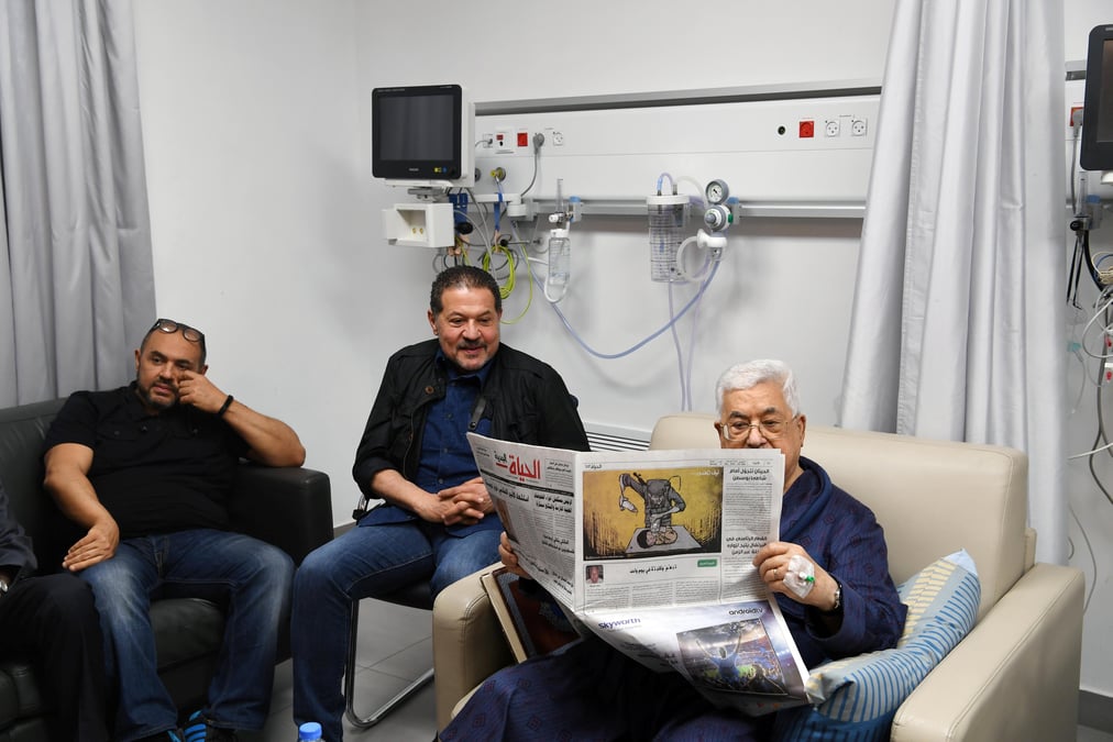 Mahmoud abbas quittera l'hopital dans deux jours