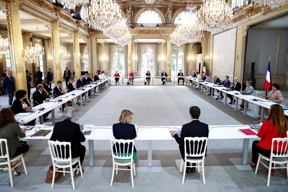 France: le gouvernement porte a 7,5 milliards d'euros l'enveloppe pour les personnels hospitaliers