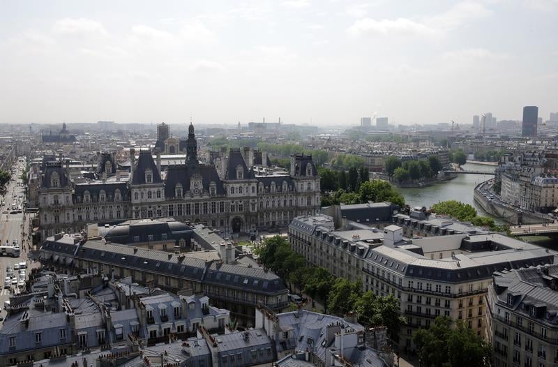 Accord entre l'UMP et le centre pour les municipales à Paris