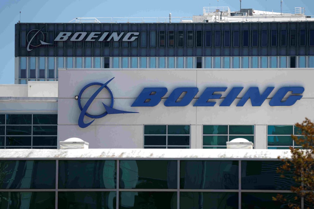 Reorganisation de poles chez boeing