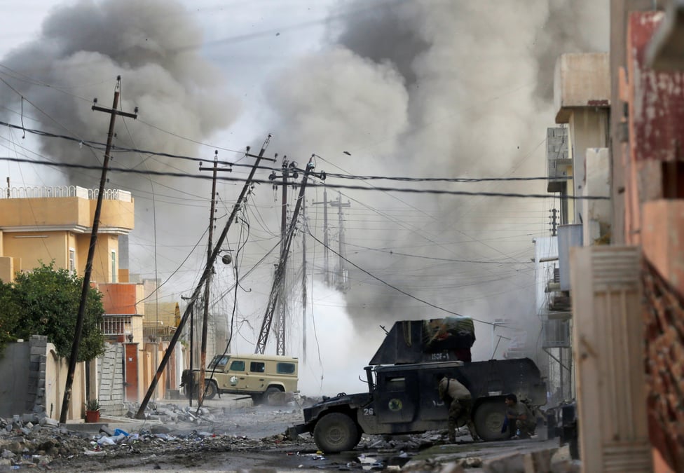 Les troupes d'elite irakiennes progressent dans l'est de mossoul