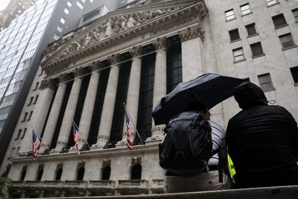 Wall street finit en legere hausse