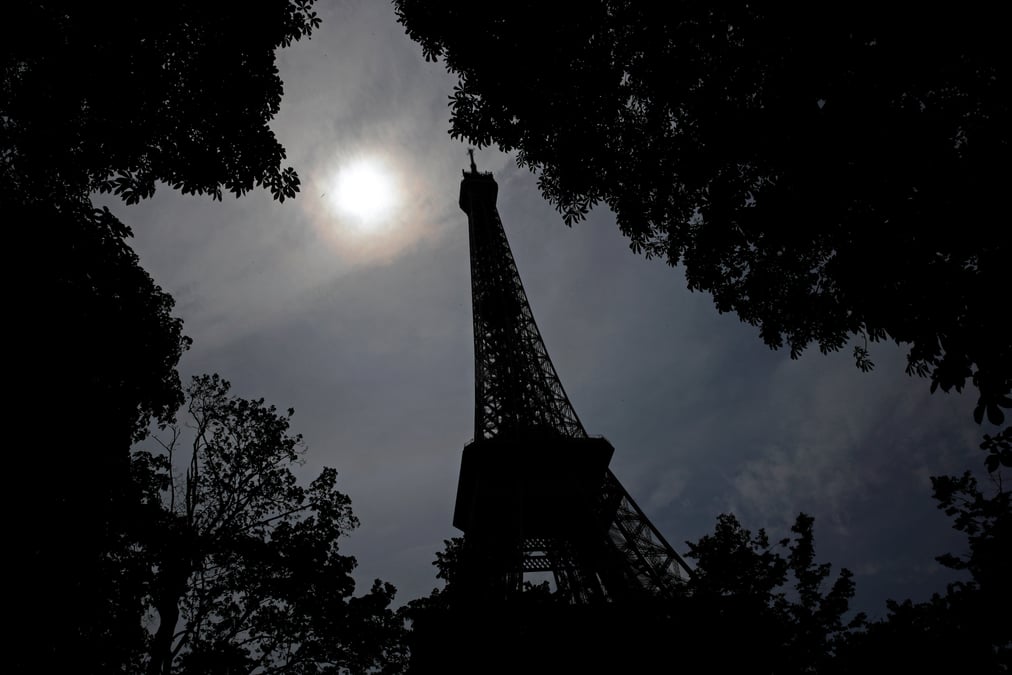 Vague de chaleur, les vehicules polluants bannis de paris mardi