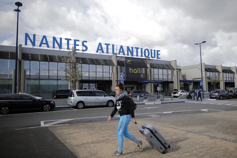 Le reamenagement de l'aeroport de nantes sur la table