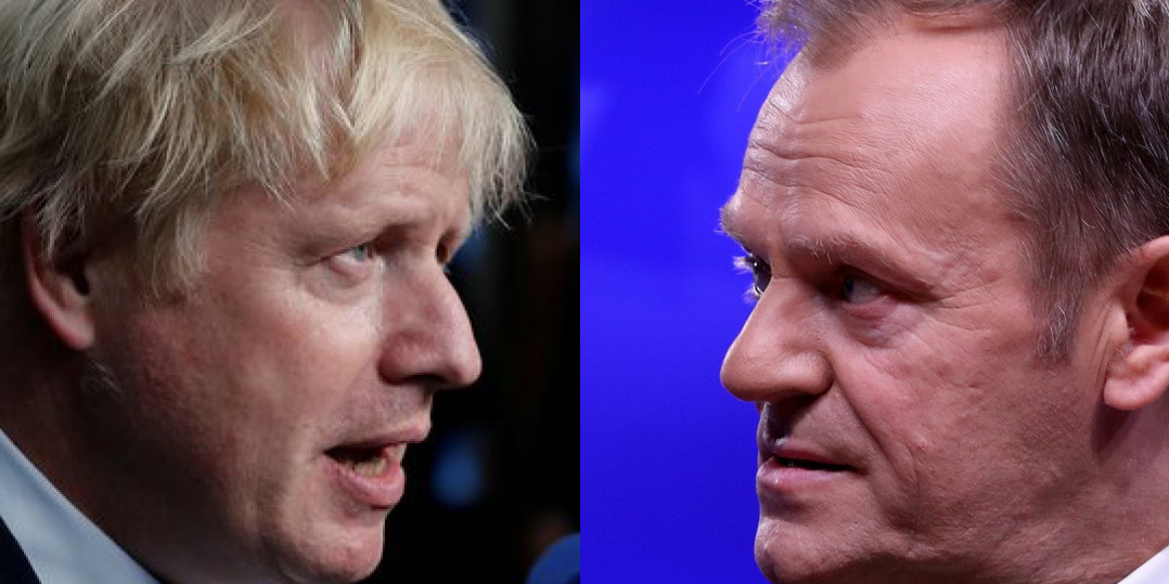 Le Premier ministre britannique Boris Johnson (à droite) s'est vu opposé, ce mardi 20 août, une fin de non-recevoir de la par le président du Conseil européen Donald Tusk (à droite) au sujet du "backstop".