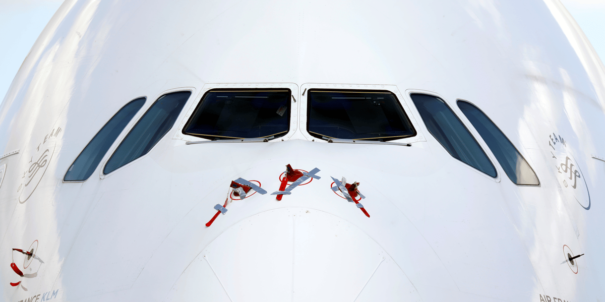 Coronavirus : un Air France A380 photographié sur le tarmac de l'aéroport Paris Charles de Gaulle, le 25 mai 2020