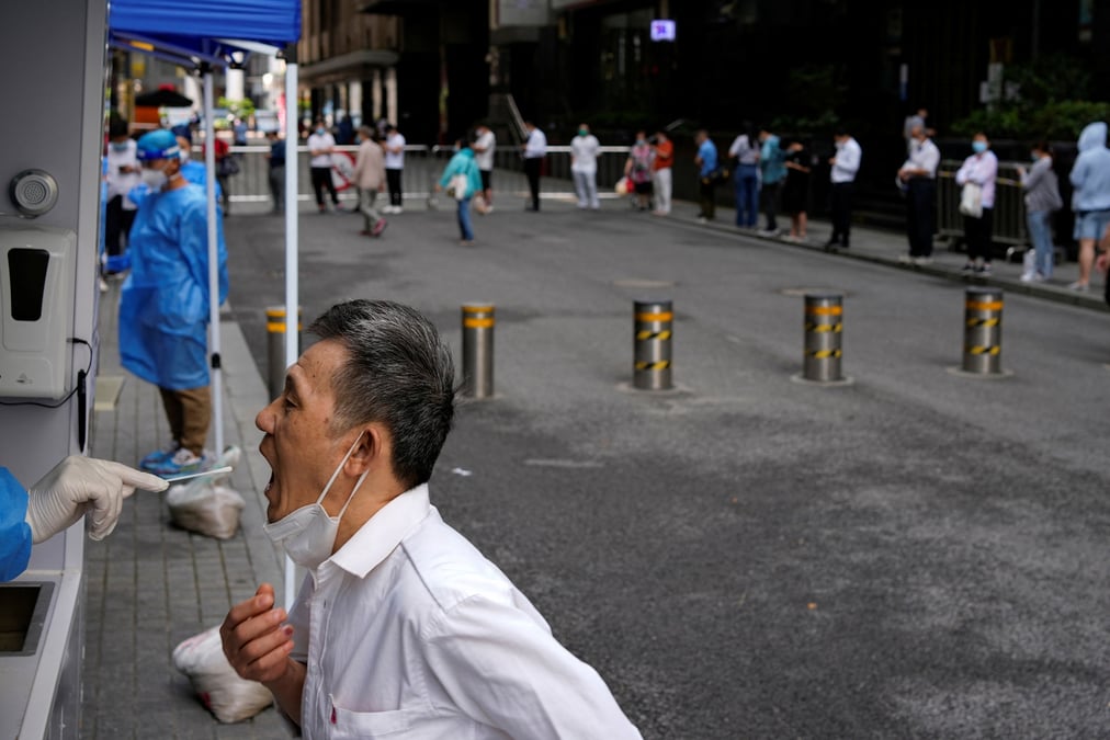 Coronavirus: shanghai lance deux nouvelles series de tests de masse