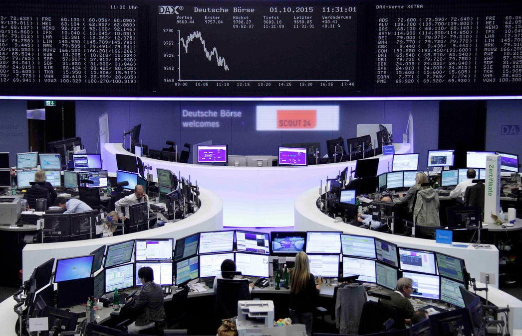 Les bourses europeennes avancent a la mi-seance