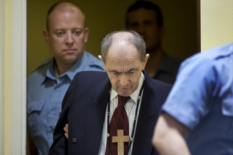 Mort en detention de l'ancien general serbe zdravko tolimir
