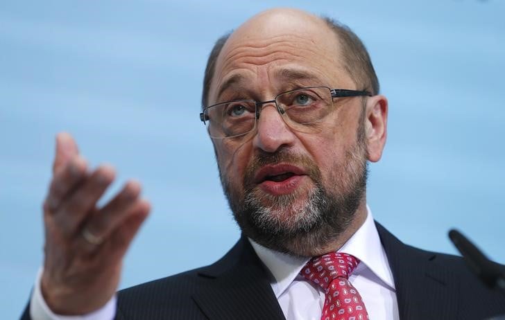 Schulz denonce la politique "anti-americaine" de trump
