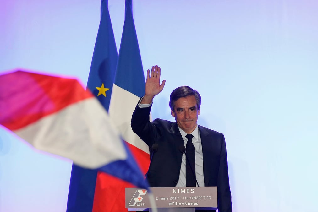 Fillon se presente a nimes en combattant balafre