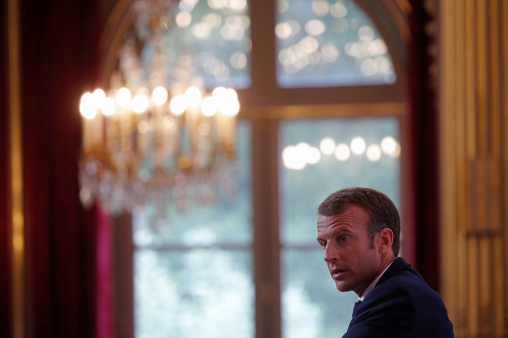 Macron fourbit ses armes face aux "nationalistes"