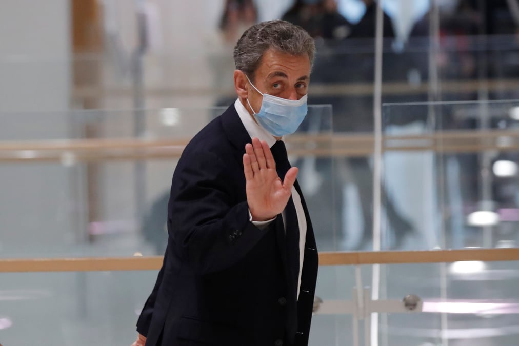 Le proces de nicolas sarkozy dans l'affaire des "ecoutes" suspendu jusqu'a jeudi