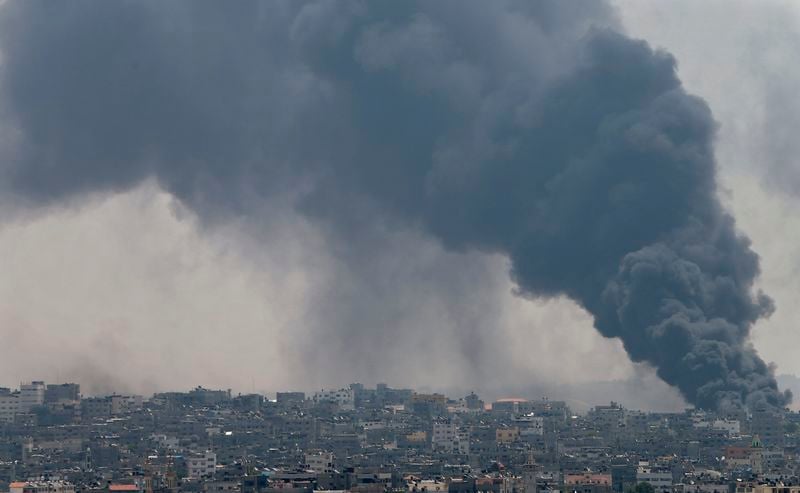 Cinquante Palestiniens tués par Israël à Gaza, trêve de 2 heures