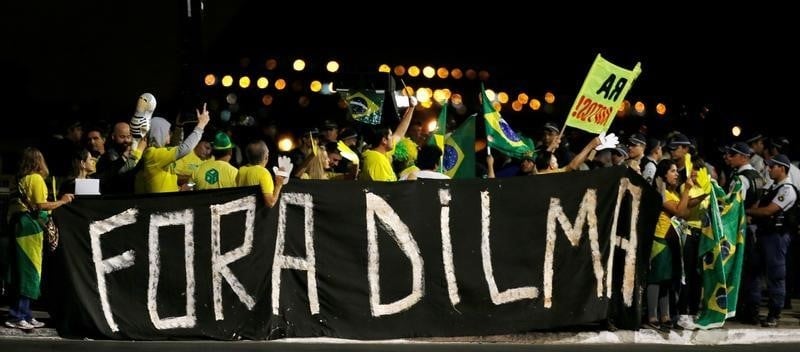 Le senat bresilien approuve le proces en destitution de dilma rousseff