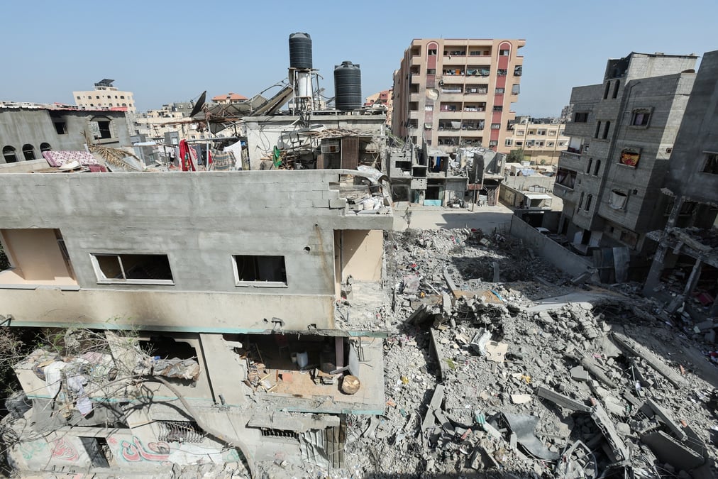 Consequences des frappes israeliennes sur la zone ou les otages israeliens ont ete secourus, dans le camp de refugies de nuseirat.