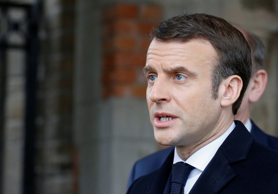 Macron condamne les propos "inconsequents" de chercheurs sur l'afrique
