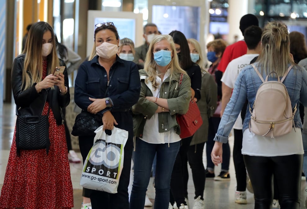 La prolongation de l'etat d'urgence validee, mais des dispositions censurees