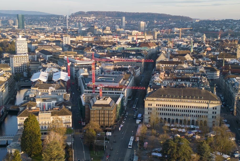 Le batiment de la banque nationale suisse a zurich
