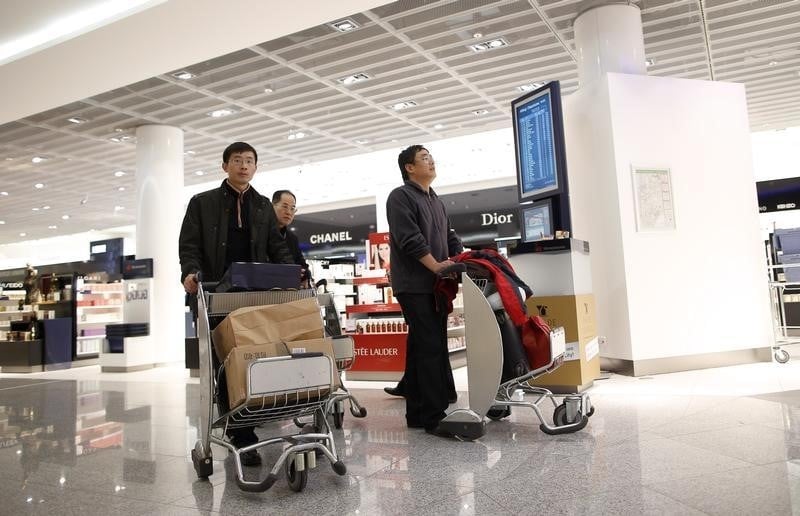 Nouveau plongeon des achats de luxe des touristes chinois