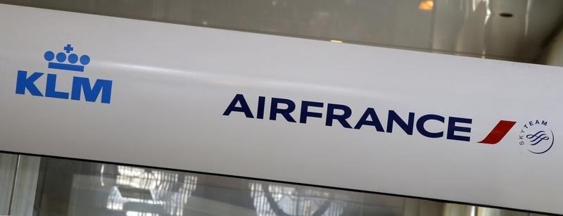 Air france-klm, plus forte baisse du sbf 120 a la mi-seance