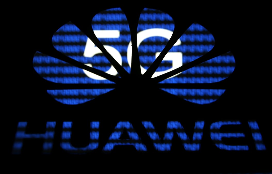La france lancera la 5g comme prevu en 2020 malgre huawei